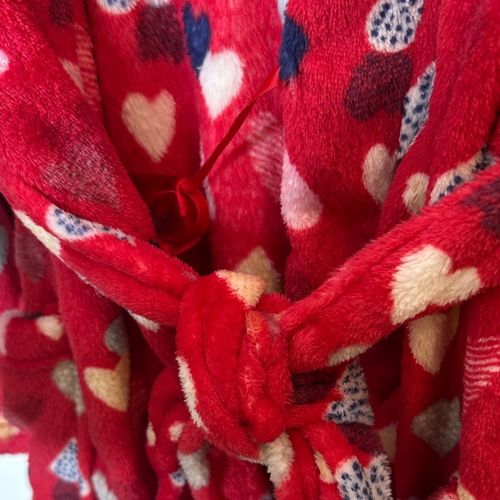 Pj Couture Vibrant Heart Patterned Robe - Picture 7 of 12